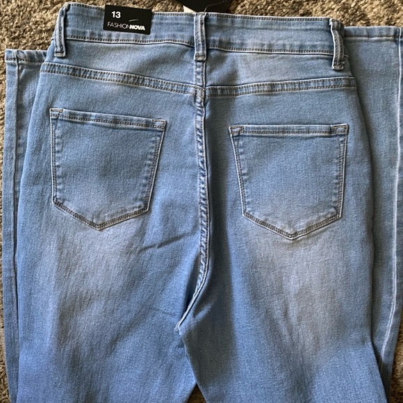 NWT🌟 Fashion Nova Fantasea Nights High Rise Jeans - Picture 3 of 5